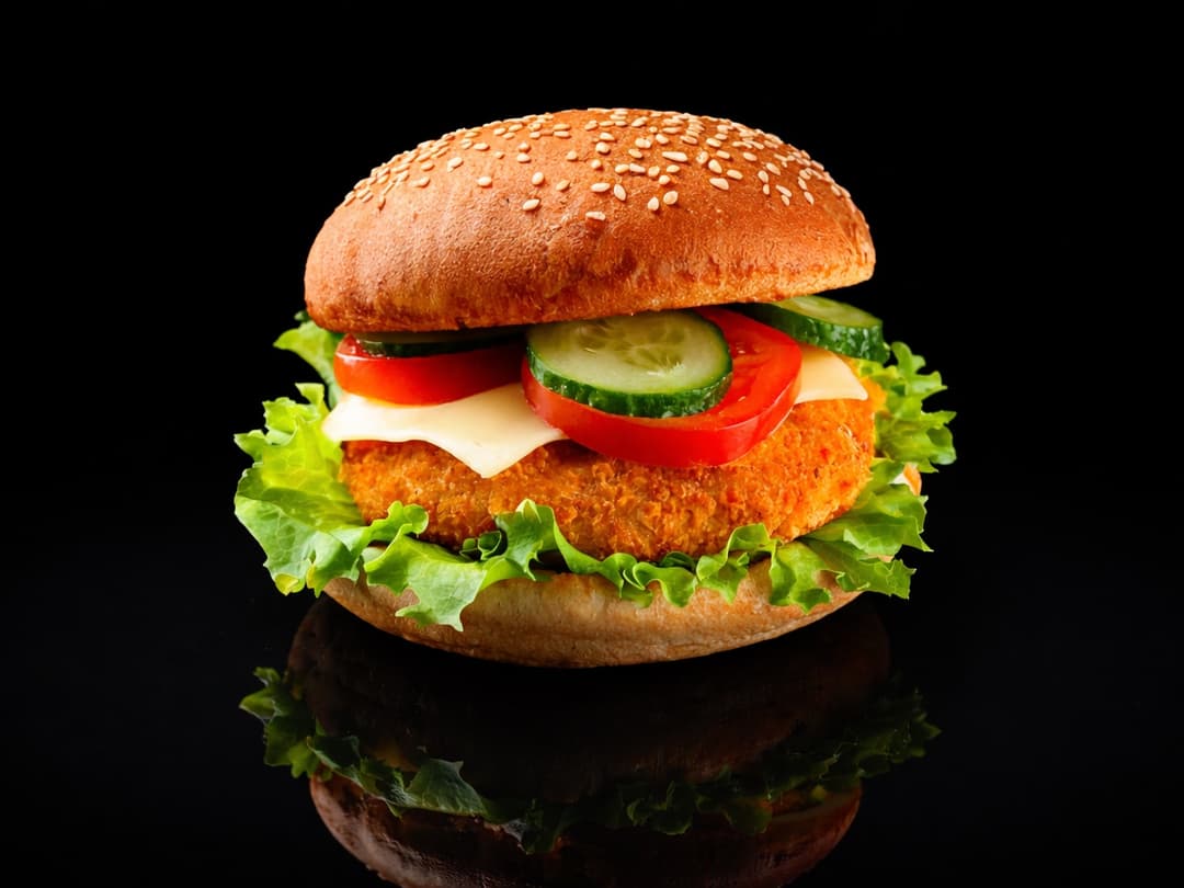 Չիզբուրգեր հավի մսով